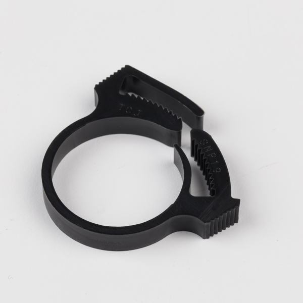 PR11724 Snapper Clamps Front
