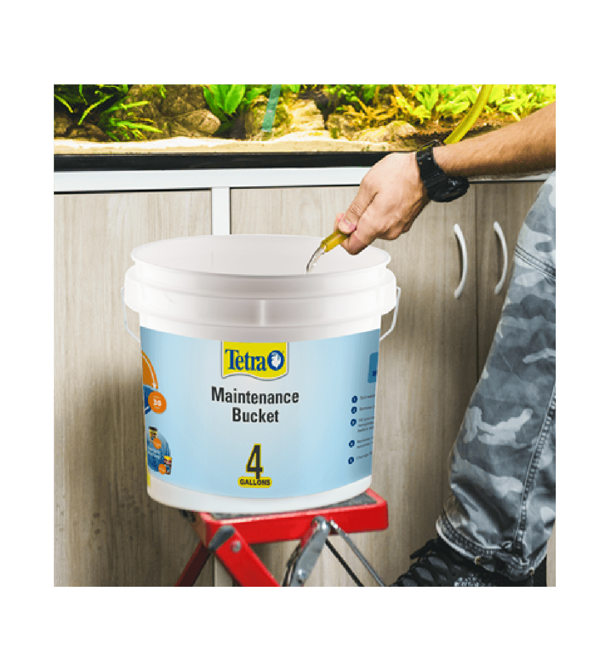 Cubo de 4 galones In Use